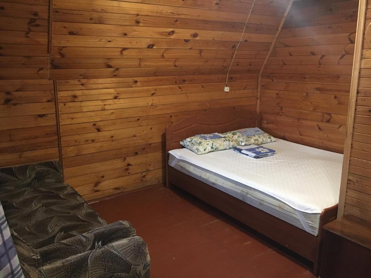 Номера В Деревянных Домиках Hotel Fontanka Buitenkant foto